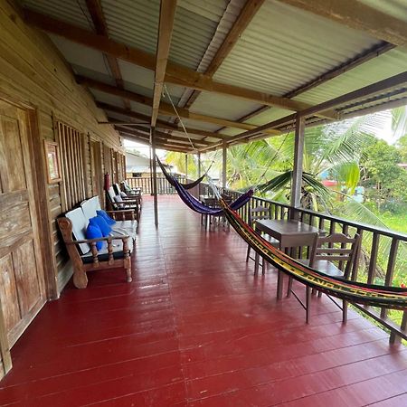 Valerie Emanuel Apartments Bocas Town Exterior foto
