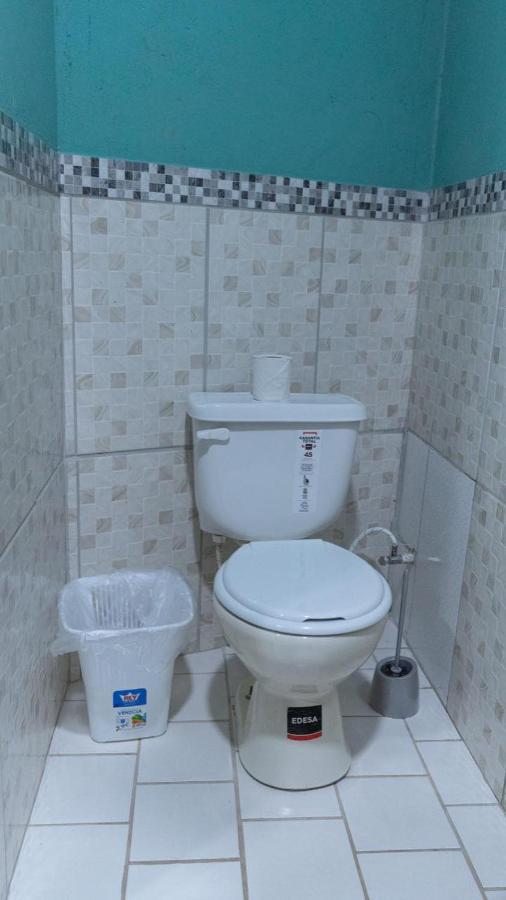 Valerie Emanuel Apartments Bocas Town Exterior foto