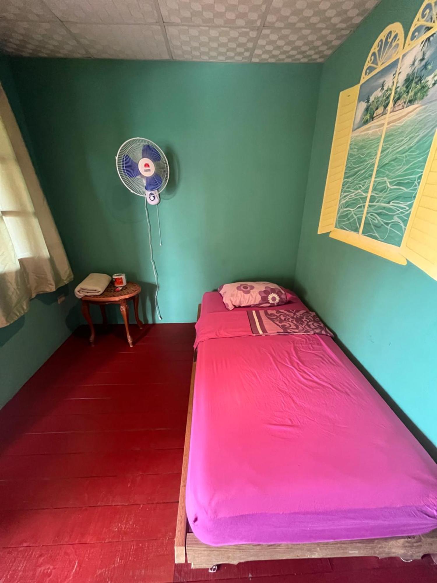 Valerie Emanuel Apartments Bocas Town Exterior foto
