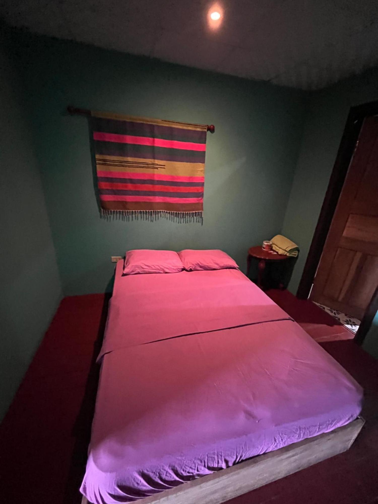 Valerie Emanuel Apartments Bocas Town Exterior foto