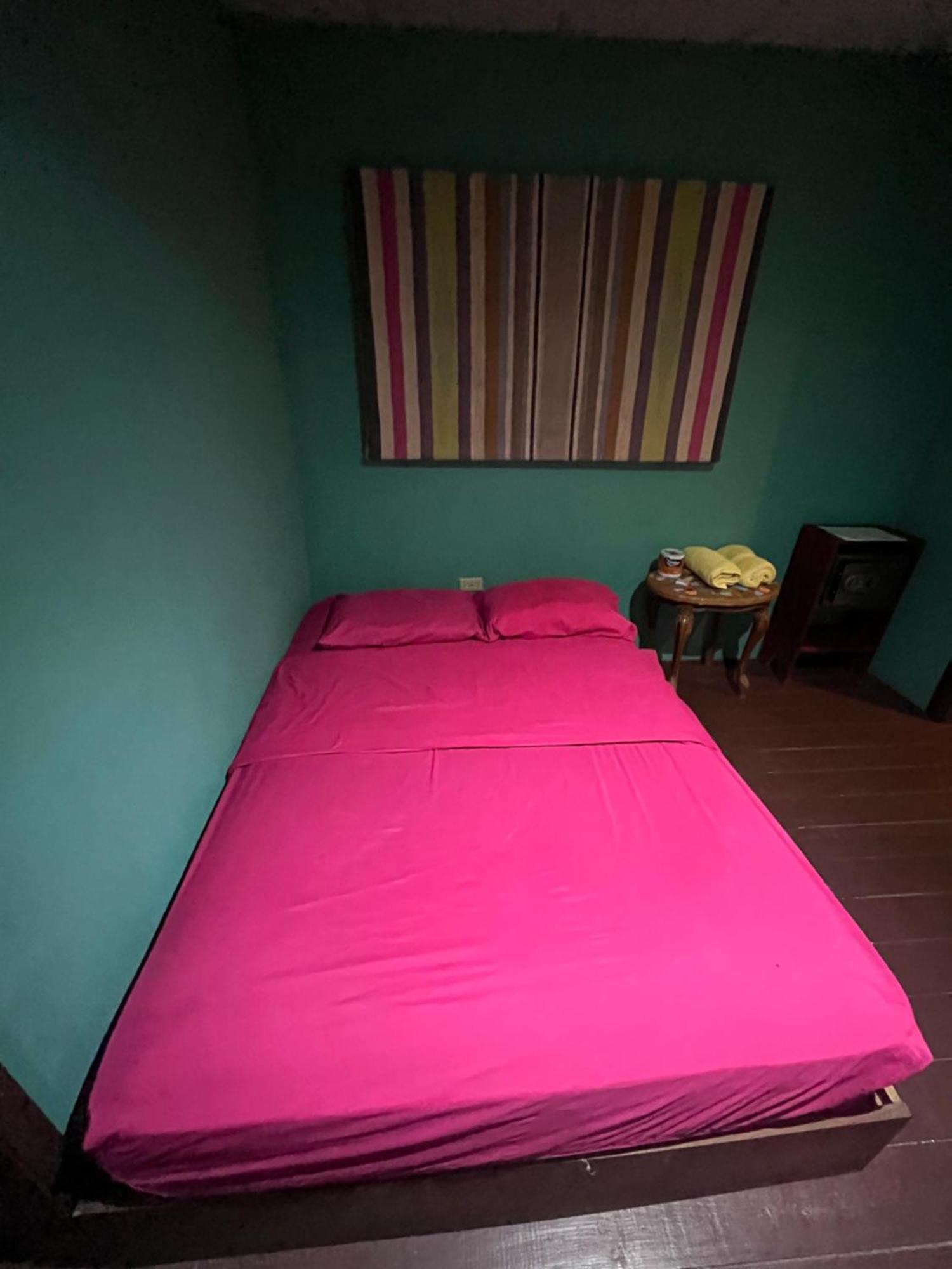 Valerie Emanuel Apartments Bocas Town Exterior foto