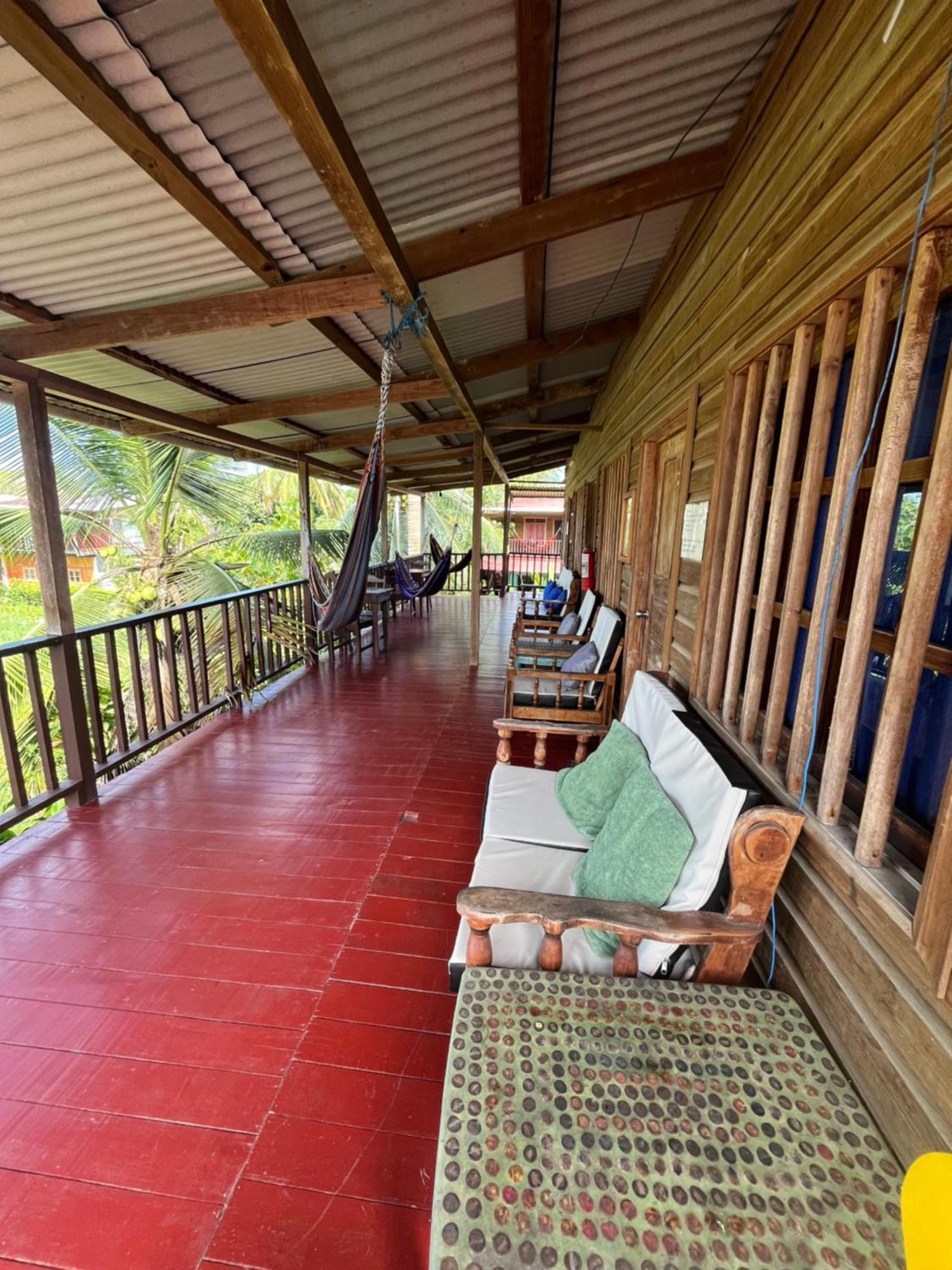 Valerie Emanuel Apartments Bocas Town Exterior foto