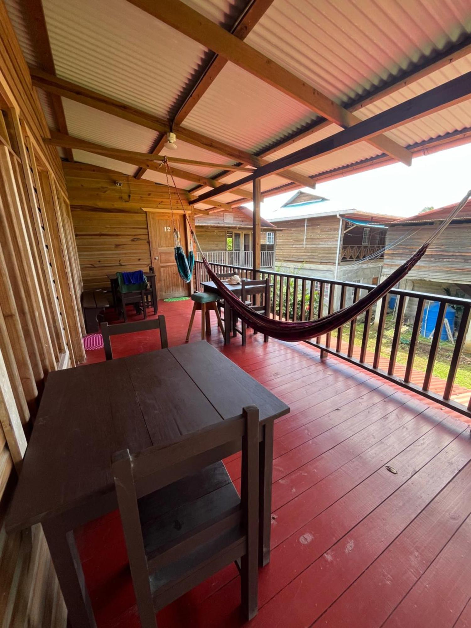 Valerie Emanuel Apartments Bocas Town Exterior foto