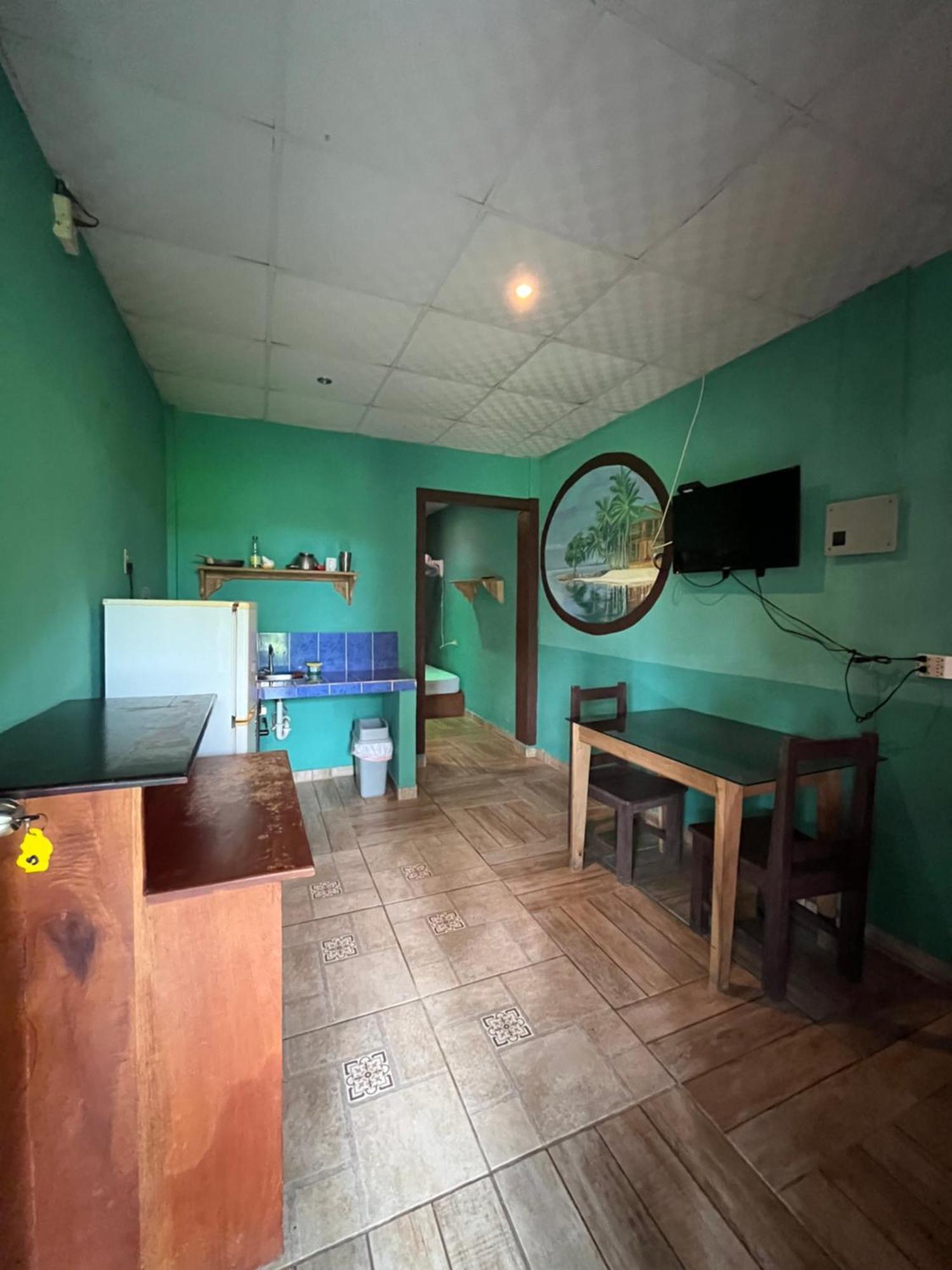 Valerie Emanuel Apartments Bocas Town Exterior foto