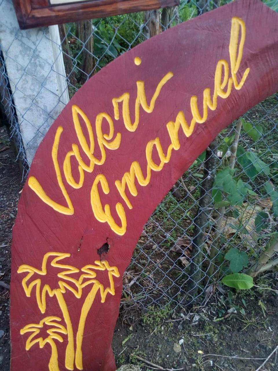 Valerie Emanuel Apartments Bocas Town Exterior foto